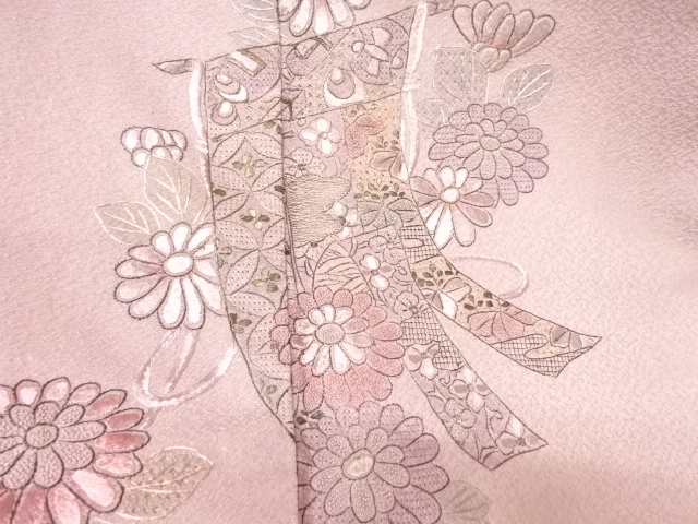  汕頭蘇州刺繍　几帳に菊模様訪問着